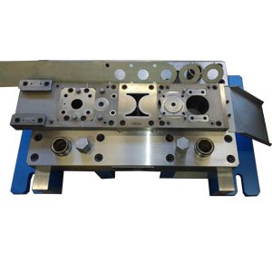 Stampi per trancio e imbutitura lamiera